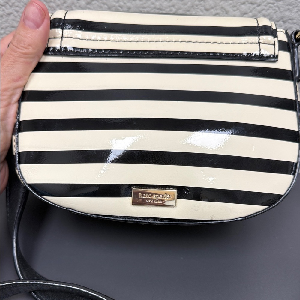 Kate Spade Black and Cream Striped Patent Leather Crossbody Bag - Picture 5 of 11